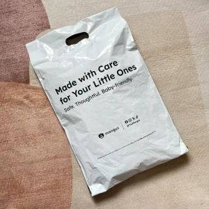 Customized Poly Mailers with Logo Printed Recyclable Courier Plastic Bags for Apparel Packaging
