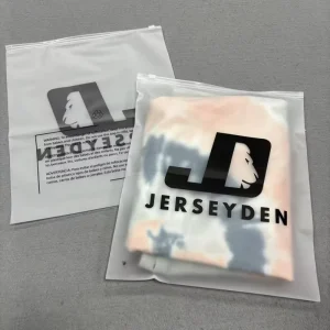 Eco friendly Clear Plastic Clothing Poly Bags Shirt T Shirt Packaging Bags Custom Logo EVA Frosted Zipper Bag