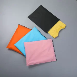 Factory Customizes Packaging Clothing Zipper Plastic Bag Jacket Sportswear Packing Ziplock Poly Bags With Logo