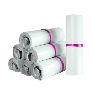 Factory Direct Durable PE T-Shirt Bag with Hot Stamping Heat Sealing Roll Poly Mailer for Apparel Packaging and Shipping