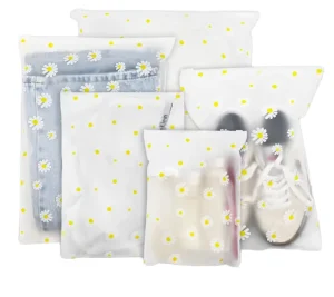 Factory Direct Sales Polybags With Logo Print Zipper Bag for Clothing PE Zipper Bag
