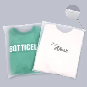 Frosted Zipper Poly Bags Plastic Packaging Bags Clear Apparel Bags Suitable for Clothing Travel Storage