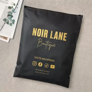 Frosted Zipper T Shirt Packaging Bags With Social Icons And Website For Shirt And Hoodie Packing Ready To Customize