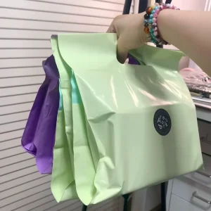 Green Material Mailer Bag for Apparel Packaging Printed Poly Mailing Poly Bags with Handle Express Bag Courier Delivery