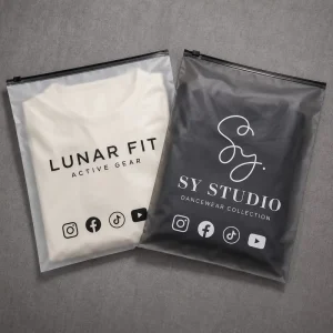Heavy Duty Frosted Boutique Clothing Bags With Reusable Zip Seal Design For Garment Factory Factory Price