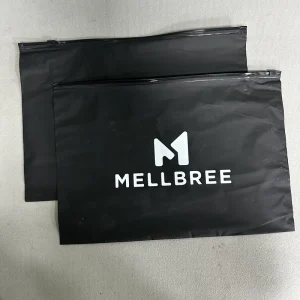 High Quality Customized Logo Print Package Bags Waterproof Matte Black Zipper Bags for Shoes & Clothing Packaging