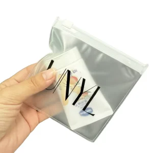 Logo Printed Custom Packaging Bags for Clothing Eco Friendly Zipper Bag Customized Ziplock Bag Packaging for Cosmetics