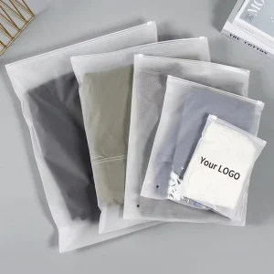 OEM Factory Custom Frosted PVC PE Reusable Logo Printed Poly Bag for Apparel Socks Fur Packaging Re Sealable PE Zipper Bag