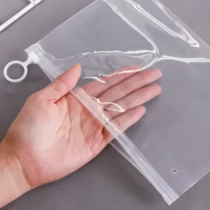 可定制透明磨砂可回收拉链袋 透明 PVC 拉链袋，适用于化妆品、珠宝和戒指包装