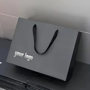 Packaging Customised Logo Embossed Printed Gift Bags Bulk Retail Boutique Packaging Environmental Shopping Paper Bags