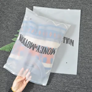 Plastic Poly Reusable CPE T-Shirt EVA Ziplock Bag Baby Clothes Apparel Packaging Custom Matte Frosted Zipper Bag