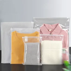 Recyclable Low MOQ Zipper Poly Clothes Packaging Bags Clear Zipper Plastic Bags Clear Plastic Apparel Bag for Packaging Shirt