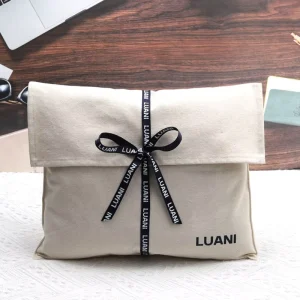 Reusable Natural Canvas Envelope Pouch Clothes Dress Packaging Bag With Ribbon Custom Logo Printed Flap Cotton Canvas Dust Bag