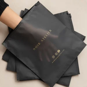 Self Sealing Frosted Fashion Packaging Bags With Moisture Resistant Film For Boutique Garment Packing Fast Production