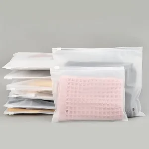 塑料服装包装拉链袋，定制透明磨砂服装袋，用于T恤、泳衣、内衣包装